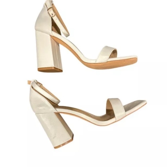 IDIFU‎ NWOT White Block Heel Ankle Strap Wrap Sandal in size 10. - Picture 4 of 6